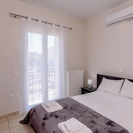 Voula's Place Apartment
